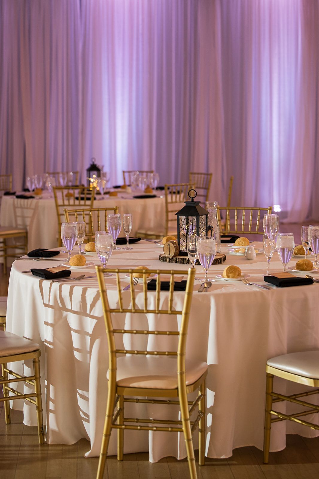 Glamorous wedding reception at an all inclusive wedding venue that can host up to 600 wedding guests near New Jersey